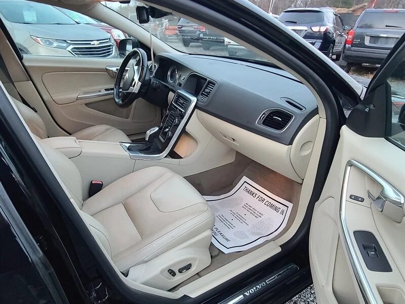 2013 Volvo S60 2nd Gen - Image 9 of 17