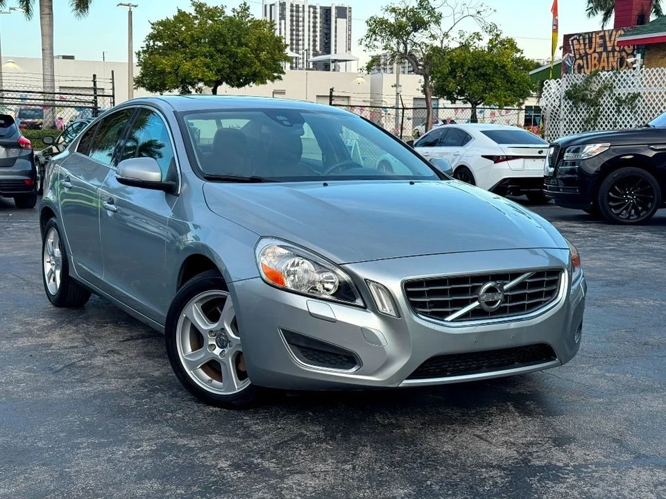 2013 Volvo S60 2nd Gen - Image 7 of 12