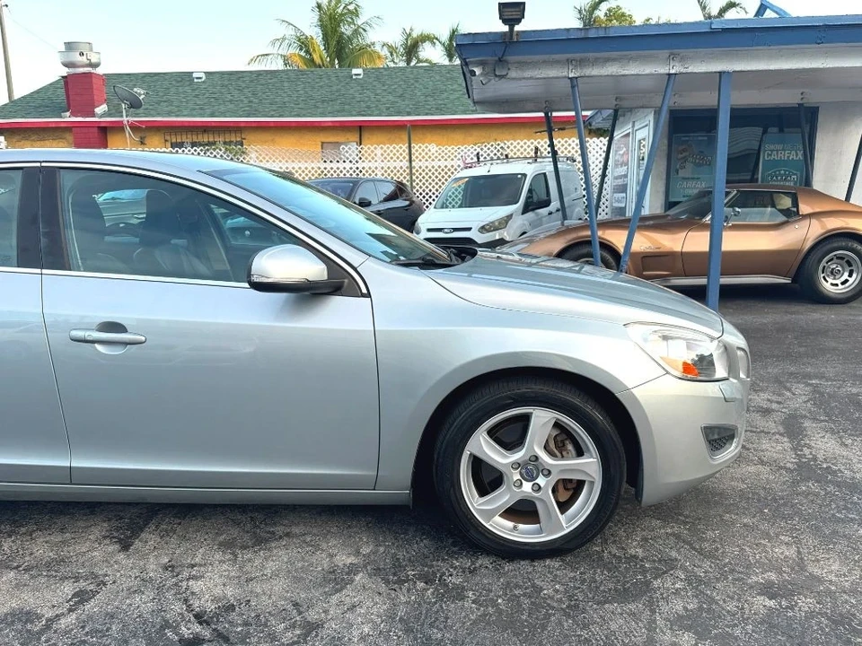 2013 Volvo S60 2nd Gen - Image 14 of 21
