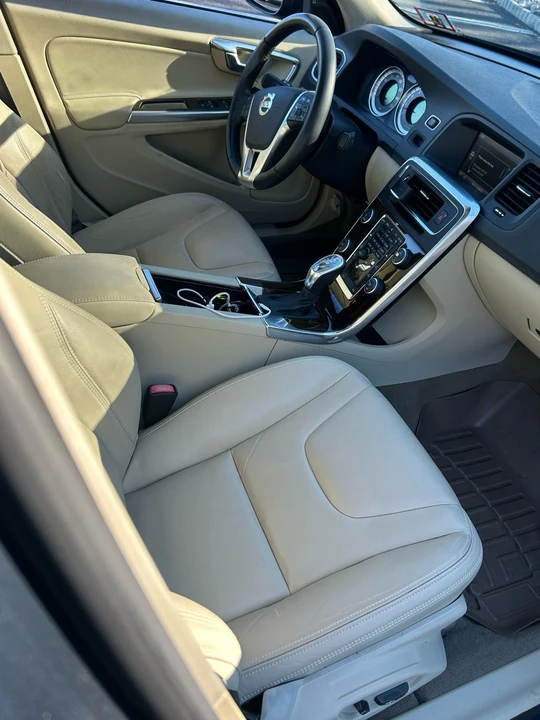 2013 Volvo S60 2nd Gen - Image 16 of 19