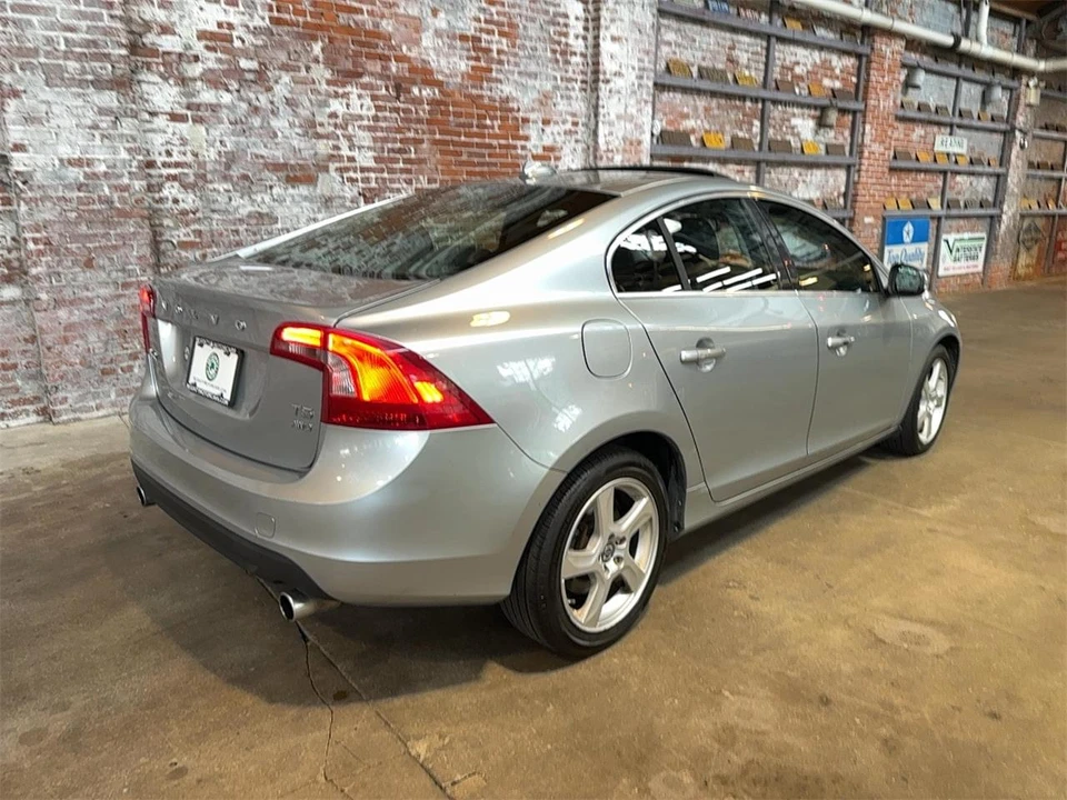 2013 Volvo S60 2nd Gen - Image 4 of 31