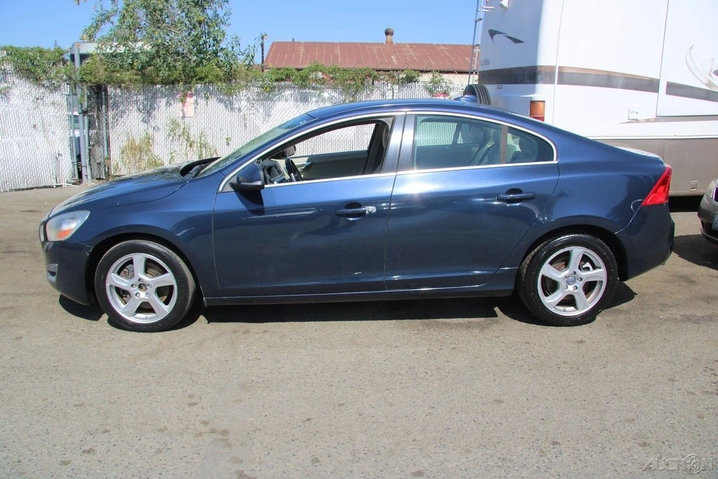 2013 Volvo S60 2nd Gen - Image 3 of 21