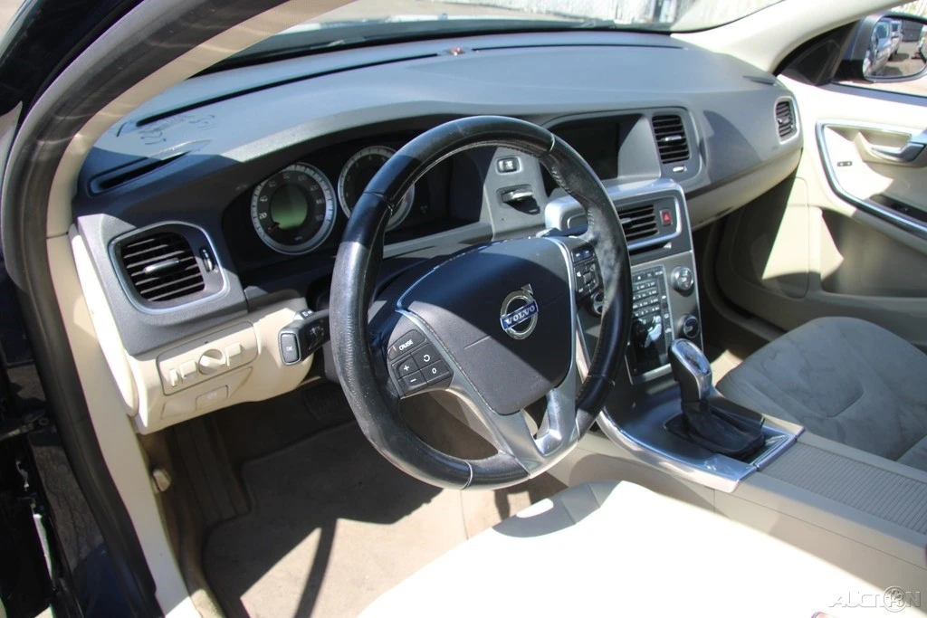 2013 Volvo S60 2nd Gen - Image 15 of 21
