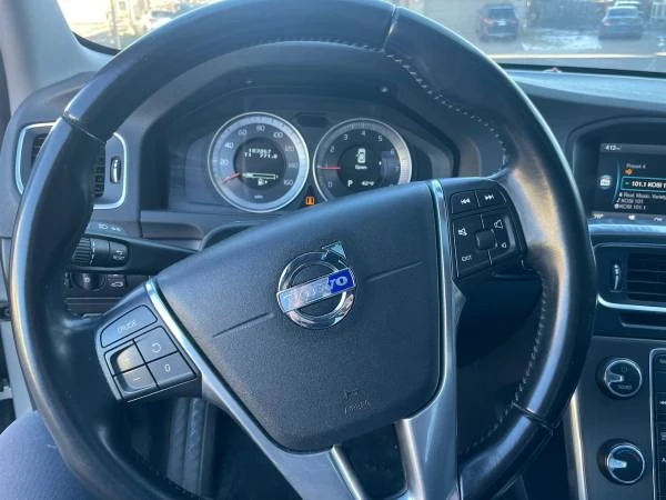 2013 Volvo S60 2nd Gen - Image 2 of 13