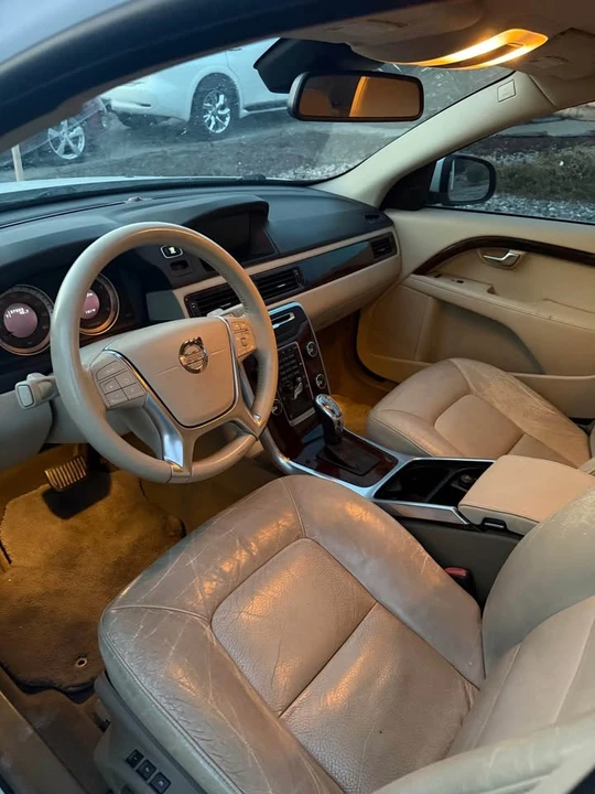 2013 Volvo S80 2nd Gen - Image 19 of 20