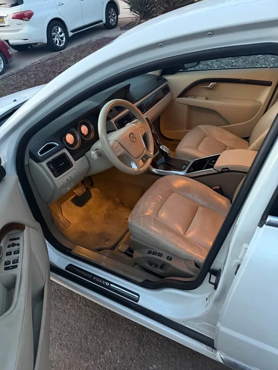 2013 Volvo S80 2nd Gen - Image 13 of 20