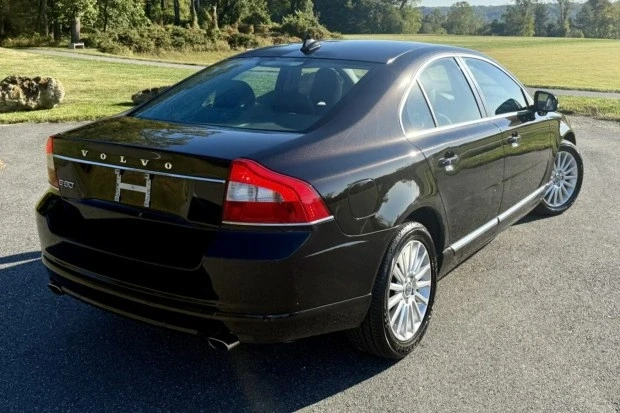 2013 Volvo S80 2nd Gen - Image 2 of 8