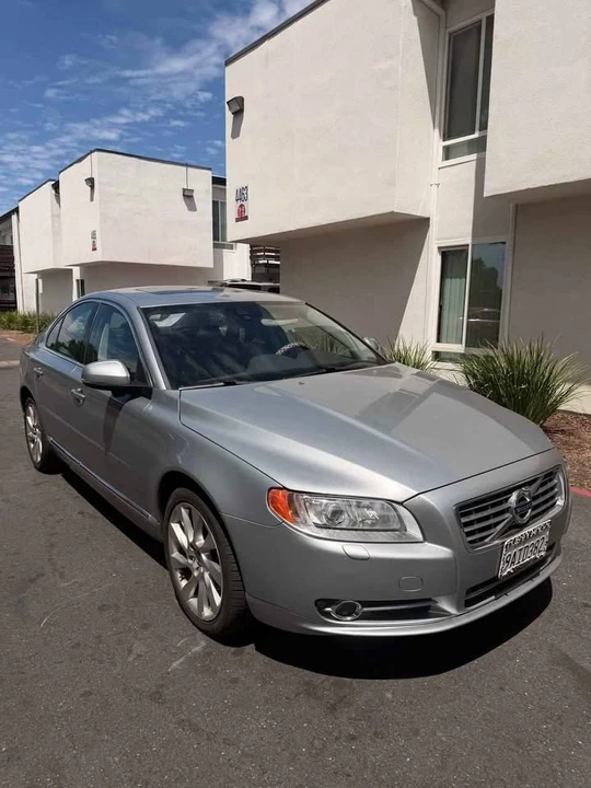 2013 Volvo S80 2nd Gen - Image 6 of 9