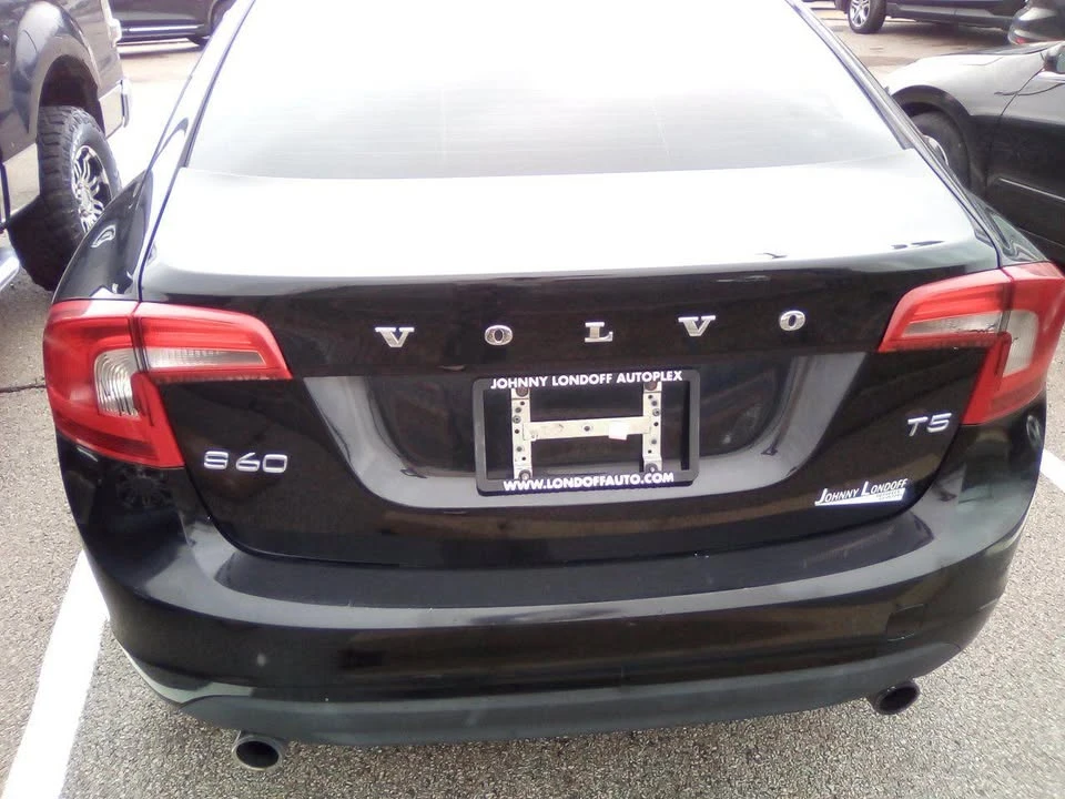 2013 Volvo S60 2nd Gen - Image 2 of 4