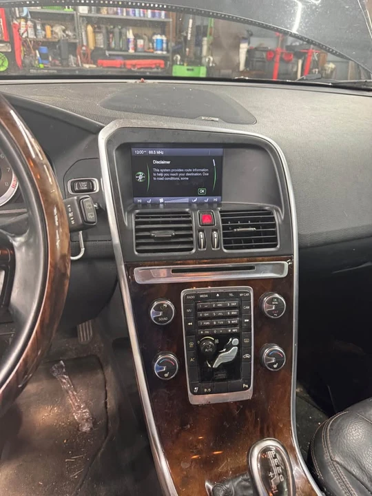 2013 Volvo XC60 1st Gen - Image 5 of 20