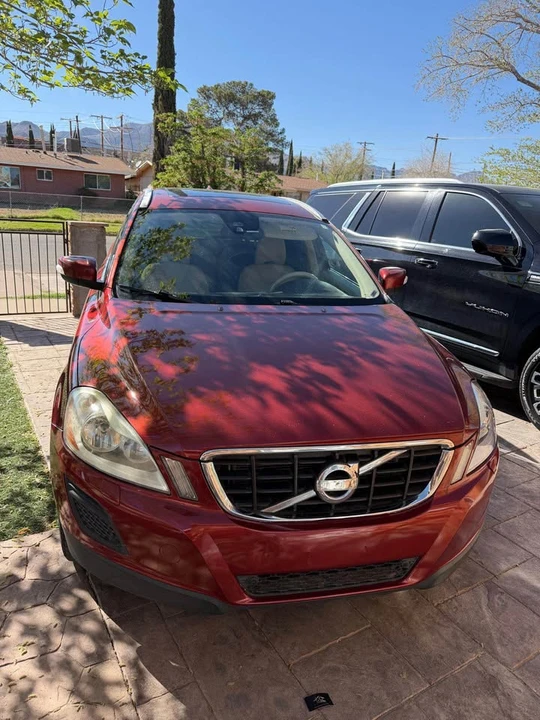 2013 Volvo XC60 1st Gen - Image 4 of 9
