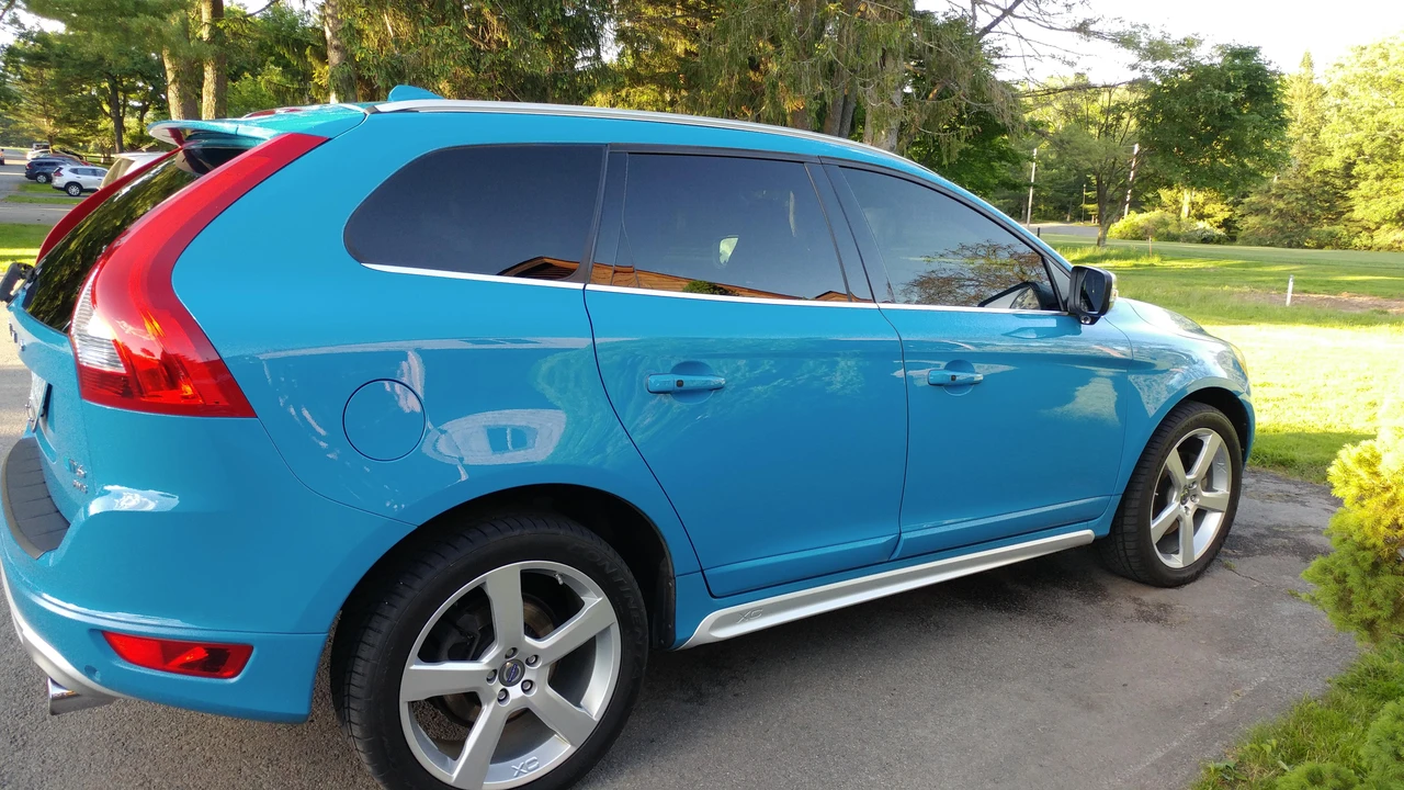 2013 Volvo XC60 1st Gen - Image 15 of 31
