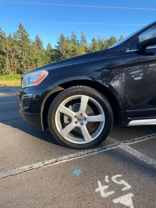 2013 Volvo XC60 1st Gen - Image 17 of 31