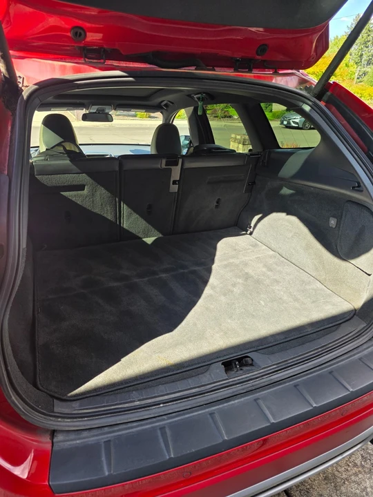 2013 Volvo XC60 1st Gen - Image 8 of 9