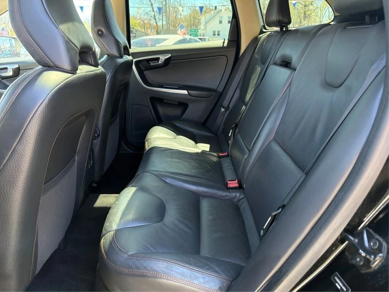 2013 Volvo XC60 1st Gen - Image 10 of 12