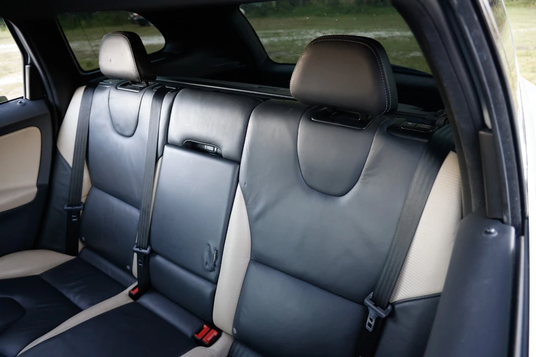 2013 Volvo XC60 1st Gen - Image 8 of 12