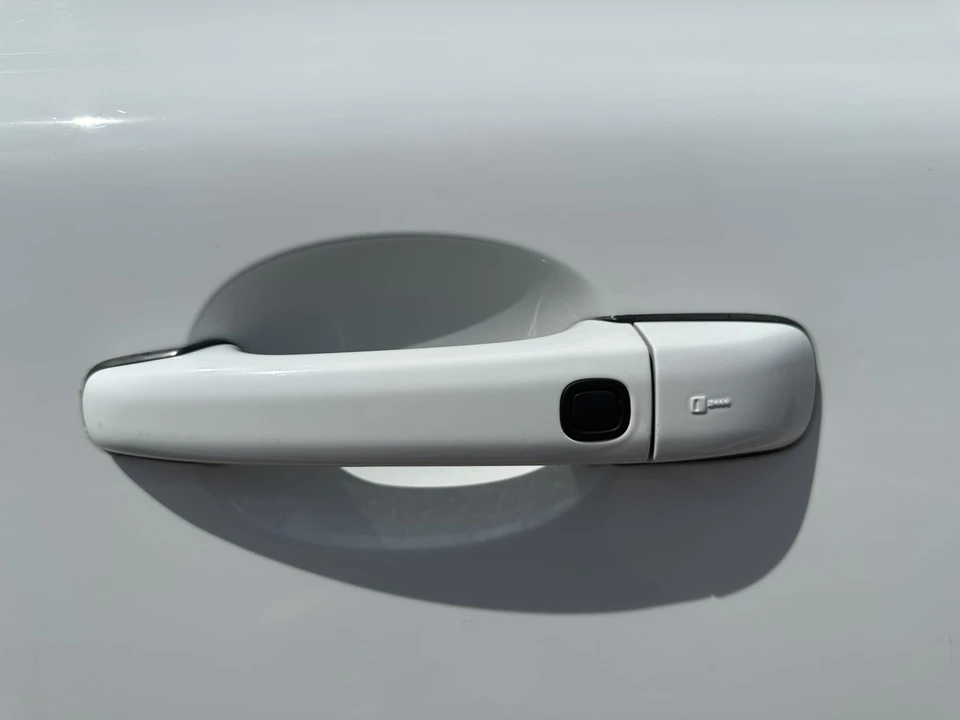 2013 Volvo XC70 3rd Gen - Image 31 of 31
