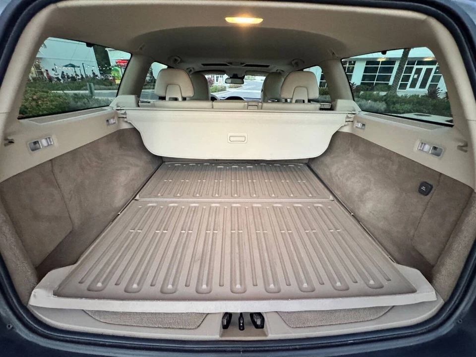 2013 Volvo XC70 3rd Gen - Image 19 of 21