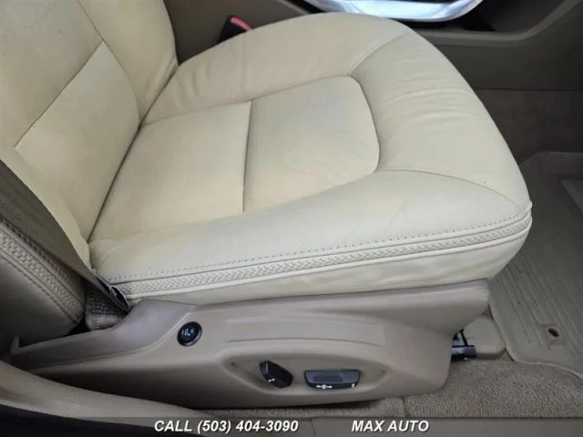 2013 Volvo XC70 3rd Gen - Image 21 of 21