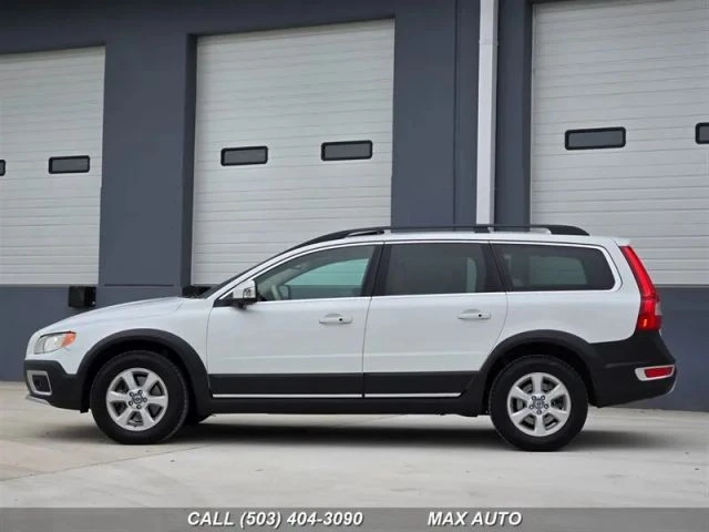 2013 Volvo XC70 3rd Gen - Image 5 of 21