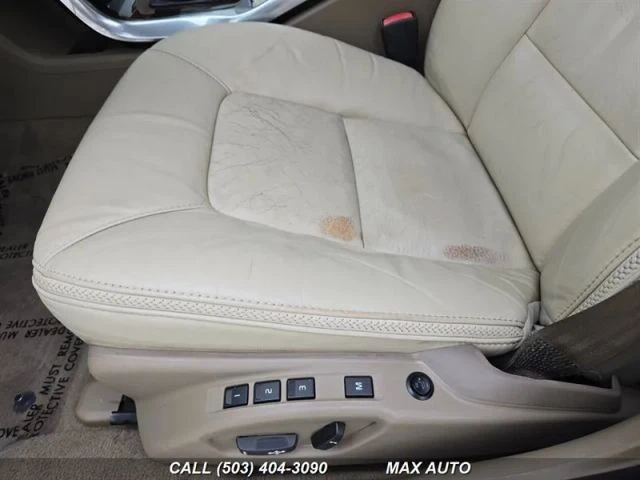 2013 Volvo XC70 3rd Gen - Image 13 of 21