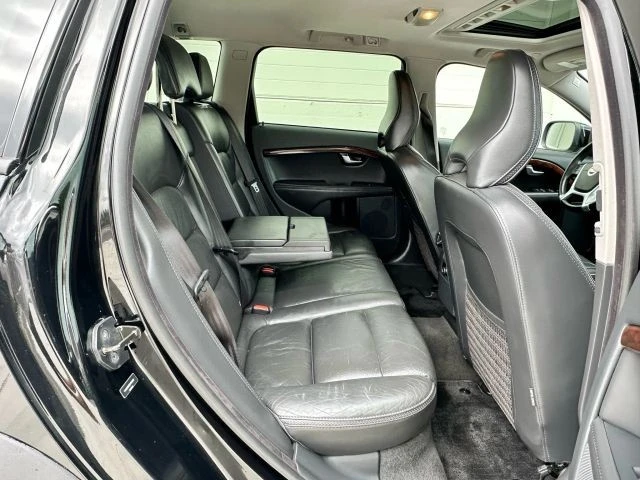 2013 Volvo XC70 3rd Gen - Image 13 of 21