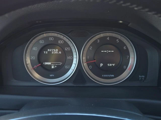 2013 Volvo XC70 3rd Gen - Image 31 of 31