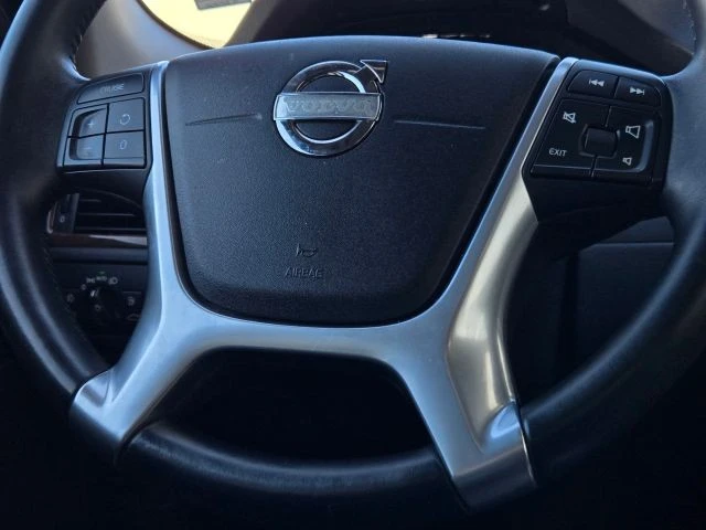 2013 Volvo XC70 3rd Gen - Image 30 of 31