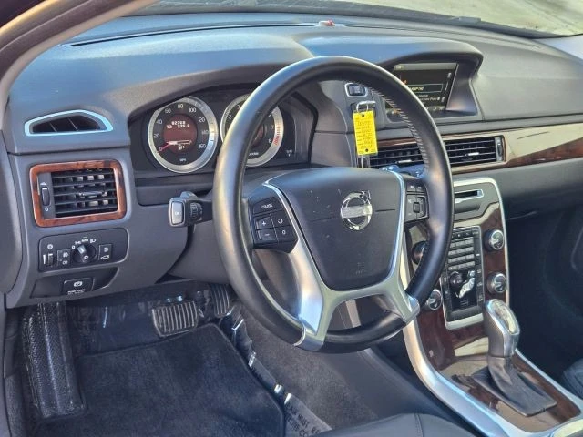2013 Volvo XC70 3rd Gen - Image 11 of 21