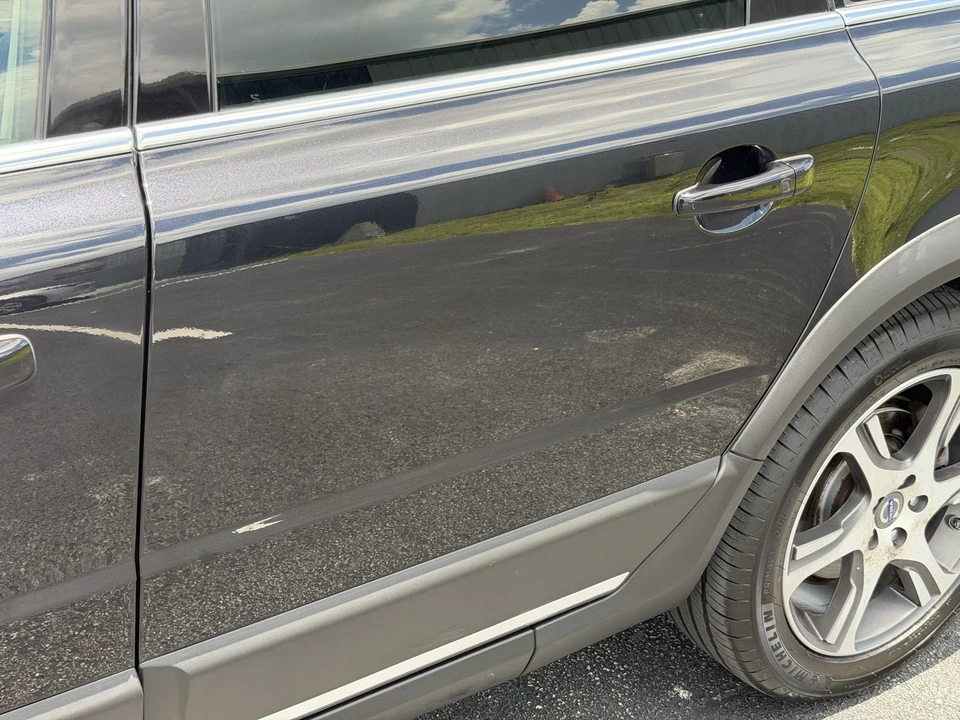 2013 Volvo XC70 3rd Gen - Image 21 of 31