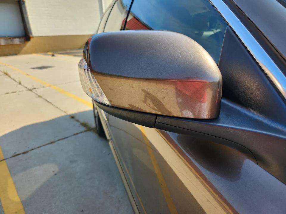 2013 Volvo XC70 3rd Gen - Image 18 of 31