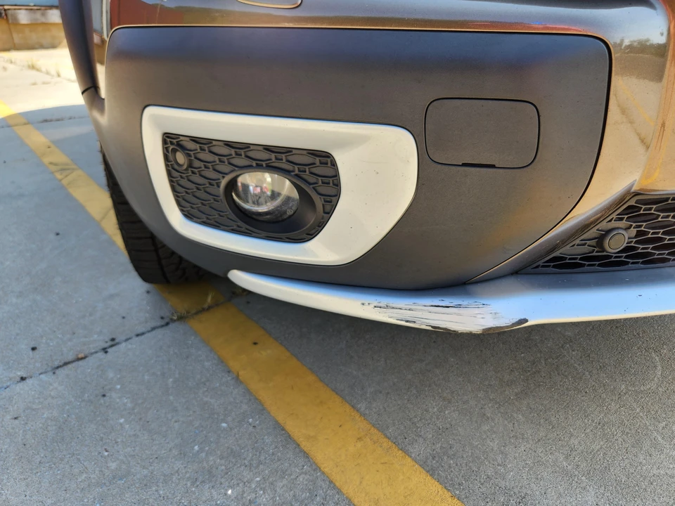 2013 Volvo XC70 3rd Gen - Image 28 of 31
