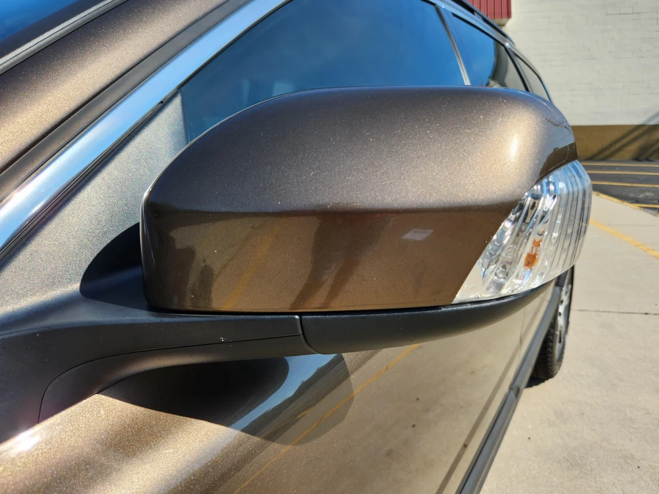 2013 Volvo XC70 3rd Gen - Image 15 of 31