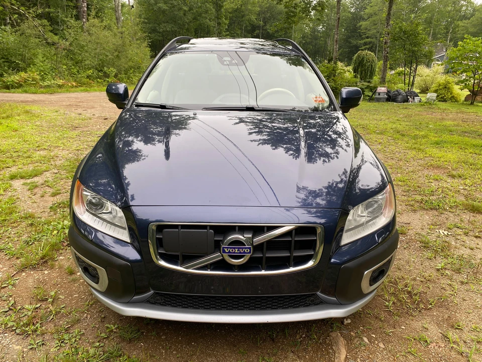 2013 Volvo XC70 3rd Gen - Image 6 of 31