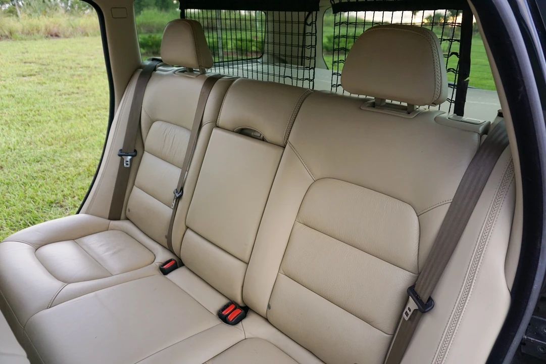 2013 Volvo XC70 3rd Gen - Image 31 of 31