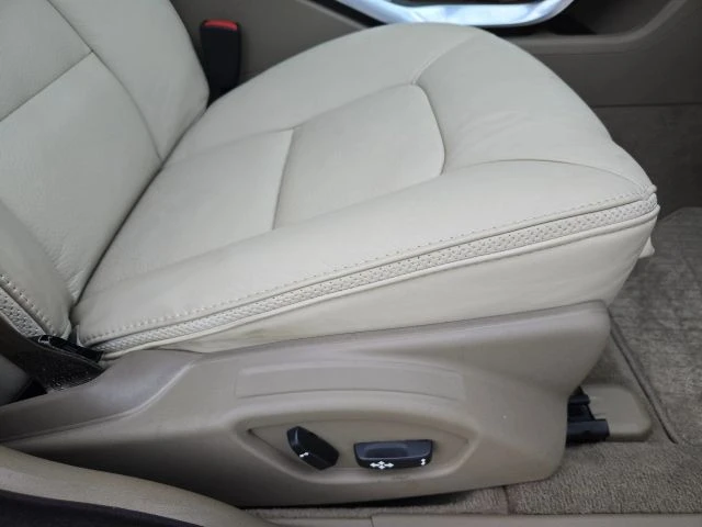 2013 Volvo XC70 3rd Gen - Image 21 of 21