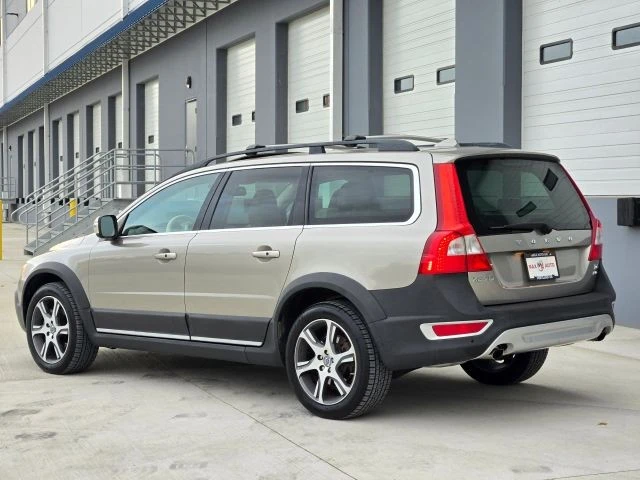 2013 Volvo XC70 3rd Gen - Image 6 of 21