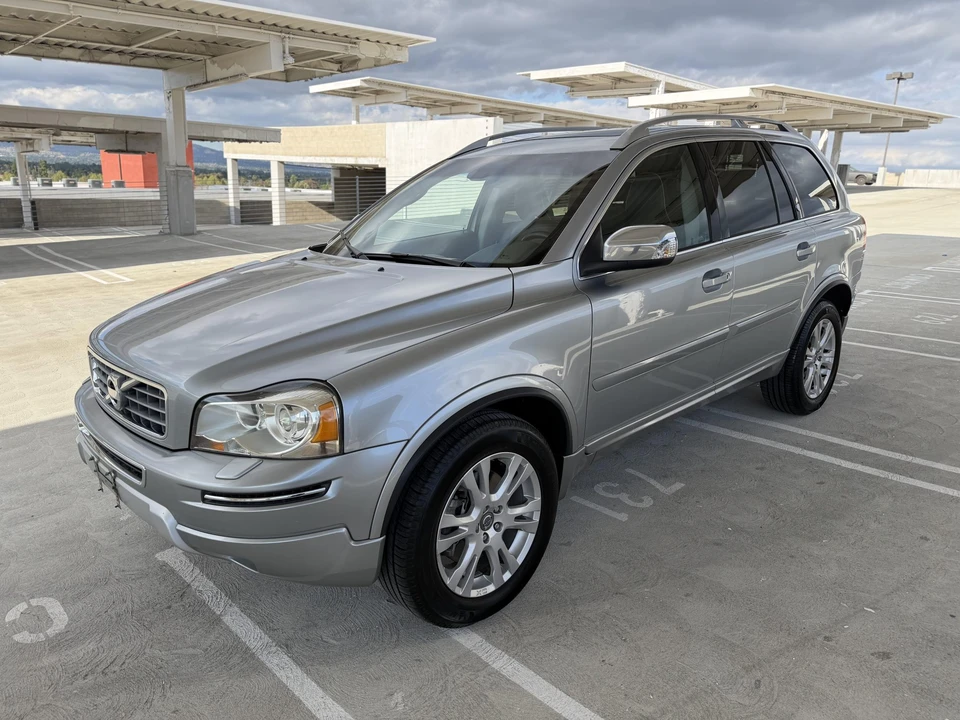 2013 Volvo XC90 1st Gen - Image 17 of 21