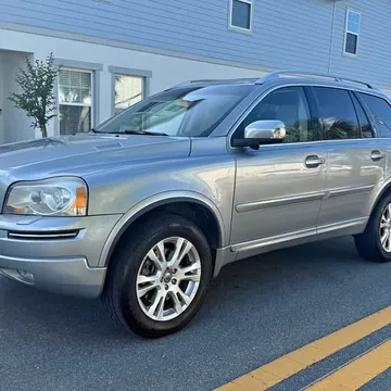 2013 Volvo XC90 3.2 Platinum Sport Utility 4D