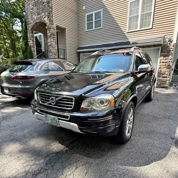 2013 Volvo XC90 3.2 Platinum Sport Utility 4D