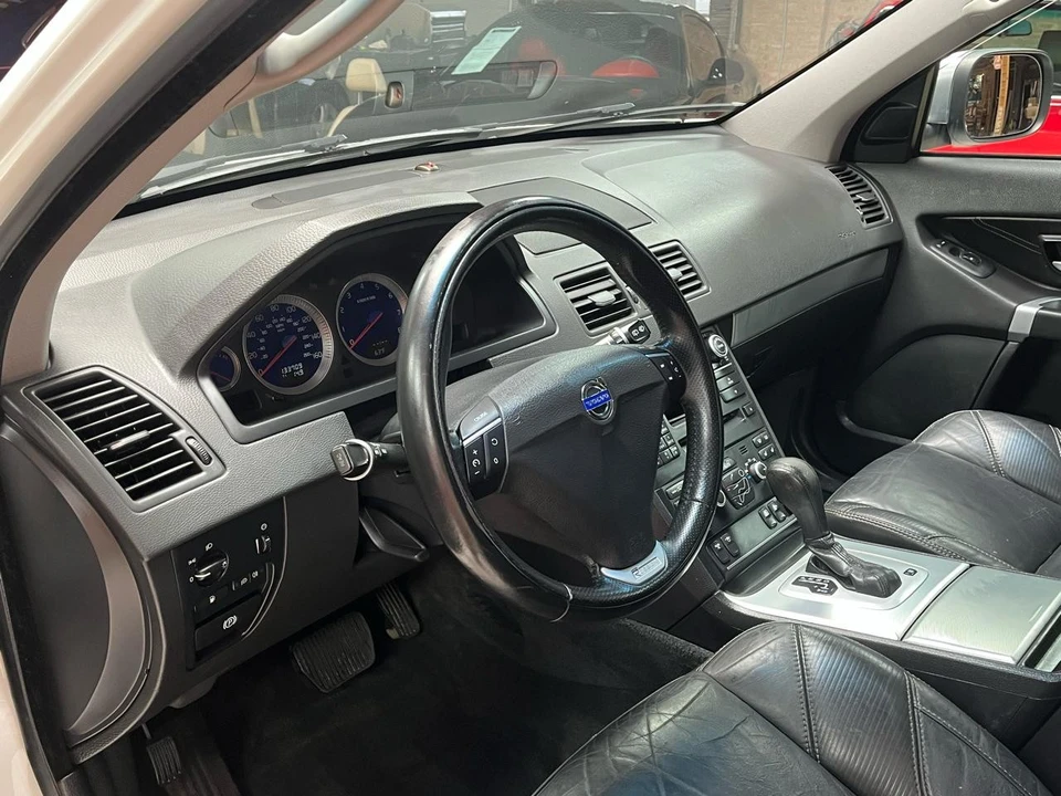 2013 Volvo XC90 1st Gen - Image 9 of 21