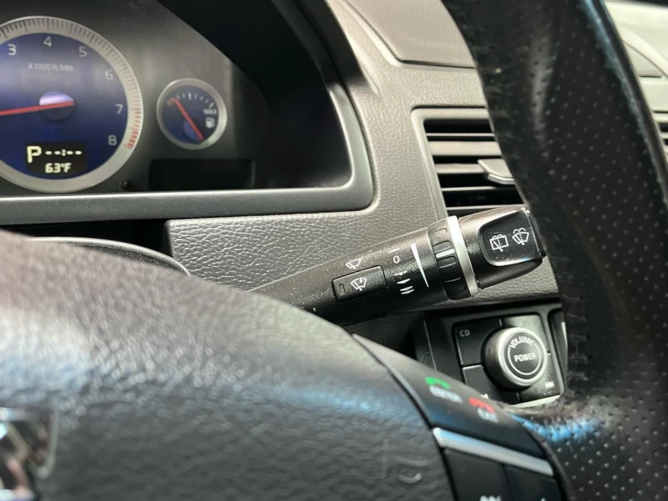 2013 Volvo XC90 1st Gen - Image 16 of 21