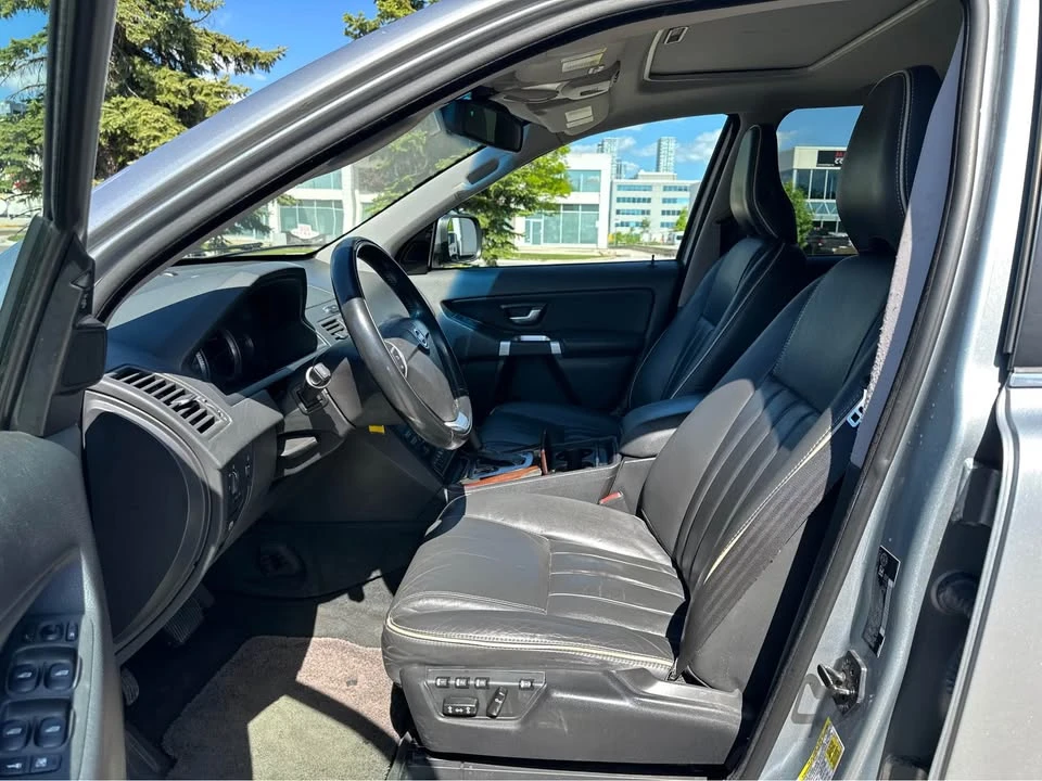 2013 Volvo XC90 1st Gen - Image 16 of 20