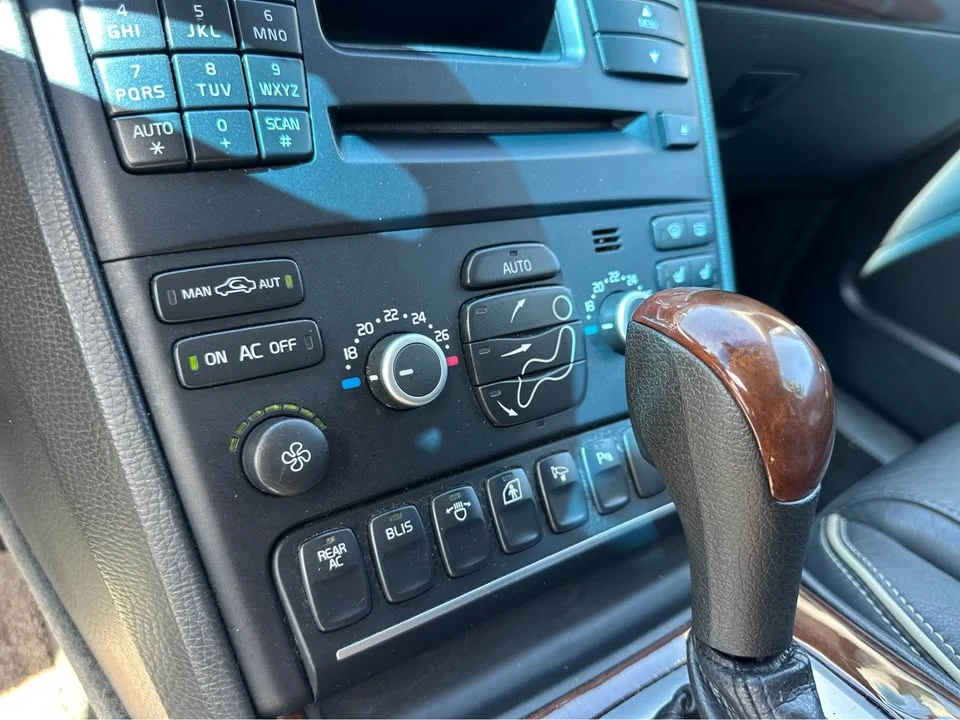 2013 Volvo XC90 1st Gen - Image 12 of 20