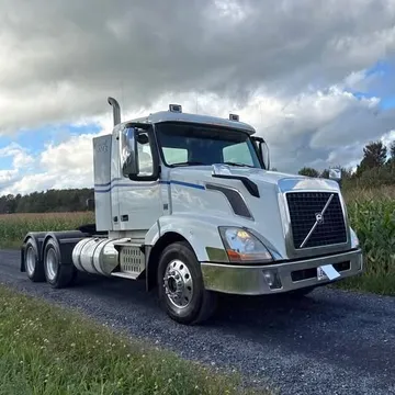 2013 Volvo VNL