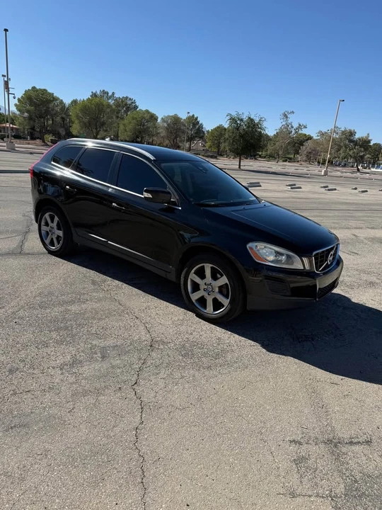 2013 Volvo XC60 1st Gen - Image 4 of 10