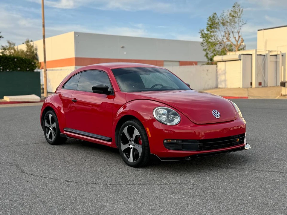 2013 Volkswagen A5 Beetle - Image 3 of 16