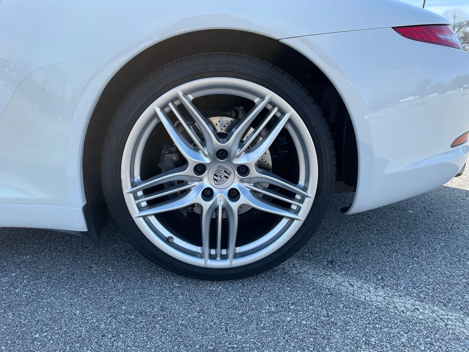 2013 Porsche 991 Carrera - Image 13 of 25