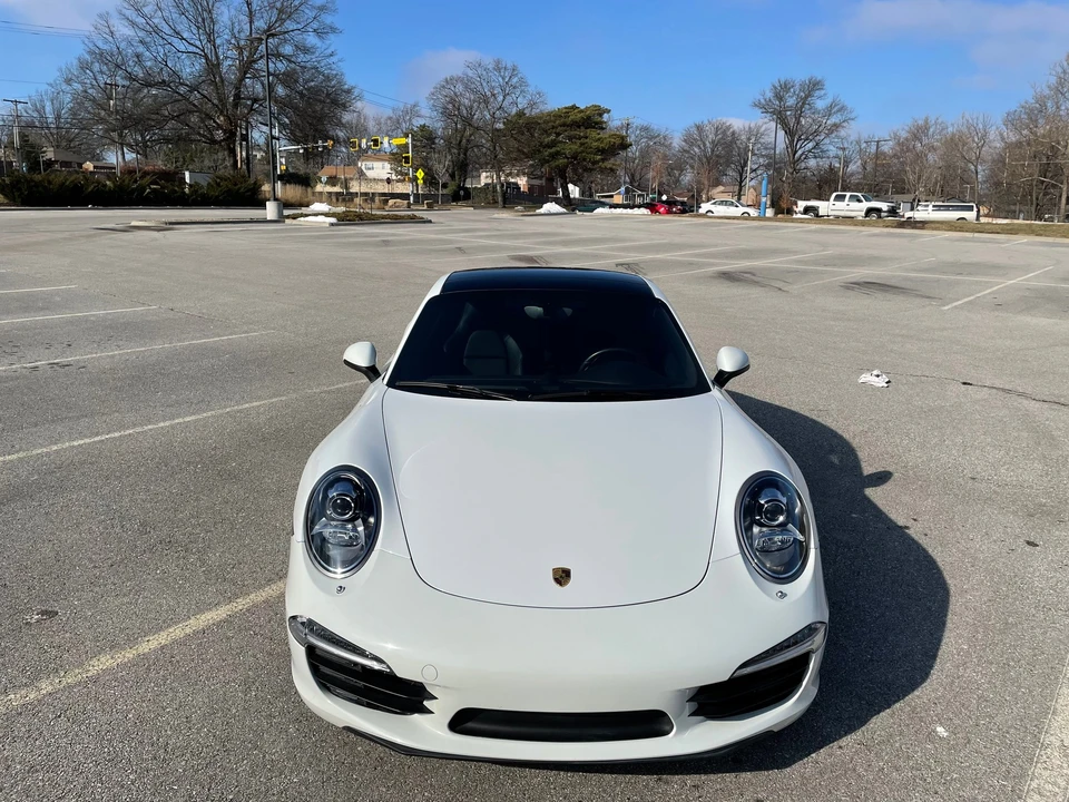 2013 Porsche 991 Carrera - Image 9 of 25