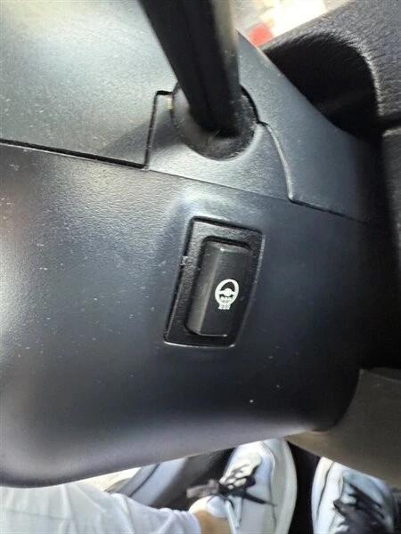 2013 BMW E84 X1 - Image 16 of 21